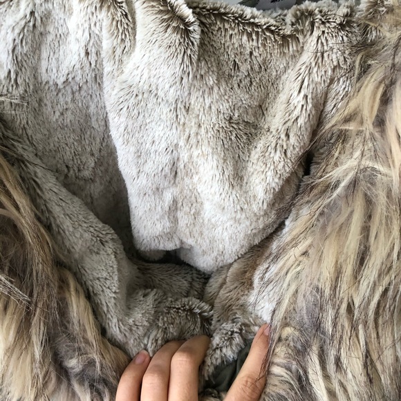 Green Hooded Parka with Fur - Picture 6 of 10